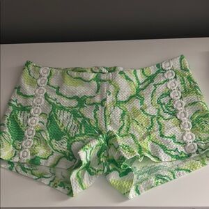 Lilly Pulitzer Green and White Bike Shorts with Tropical Print